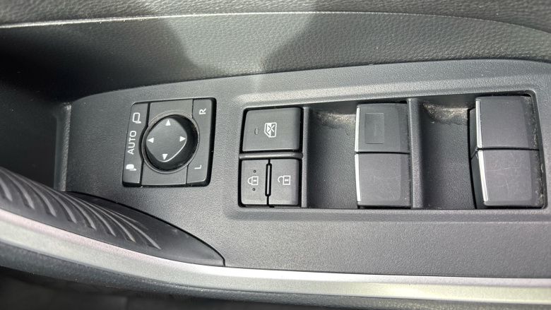 Toyota RAV4 2.5 VVT-i Hybrid Dynamic 5dr CVT Hybrid Estate